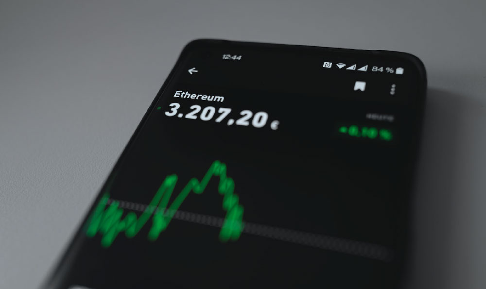 Gold Stocks: Should You Invest, and How?
