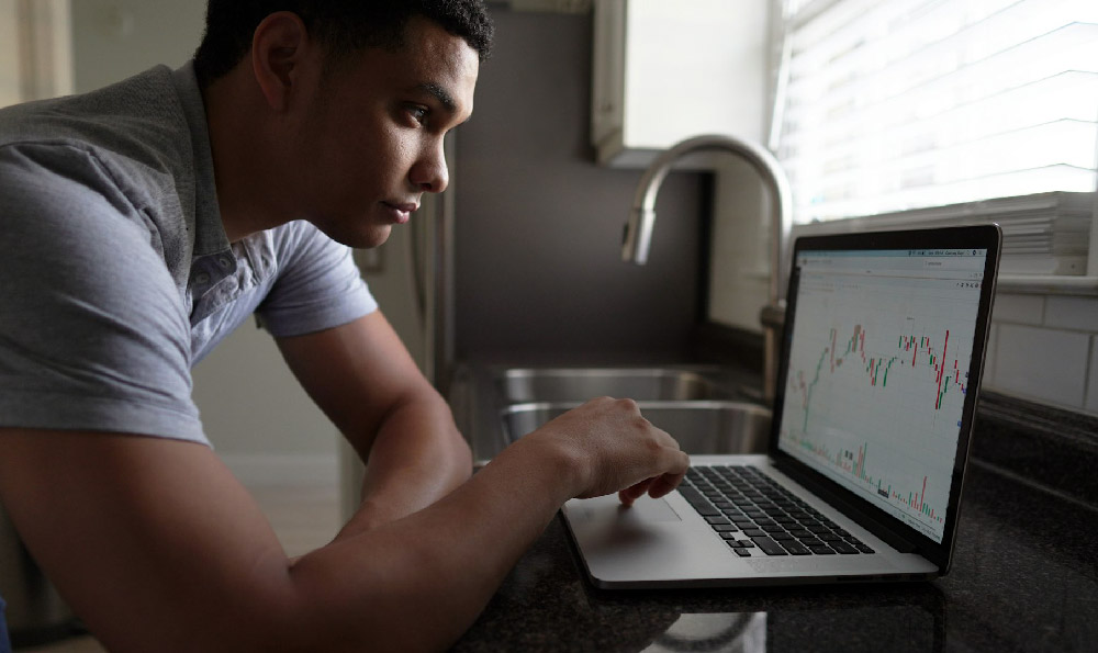 How Much Do Video Game Developers Earn? Average Salary Insights