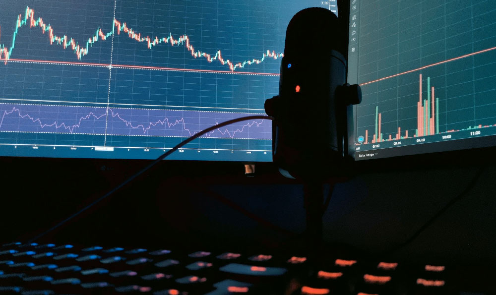 How Does OnlyFans Work, and How Do Creators Get Paid?
