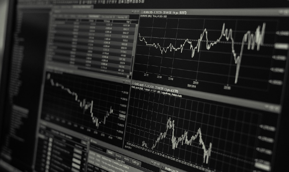 How can you find a part-time job, and what are the best strategies?