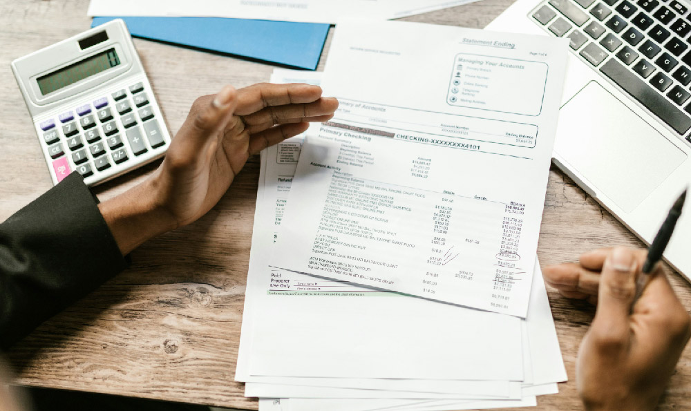 Fidelity Roth IRA: How & Where to Invest?
