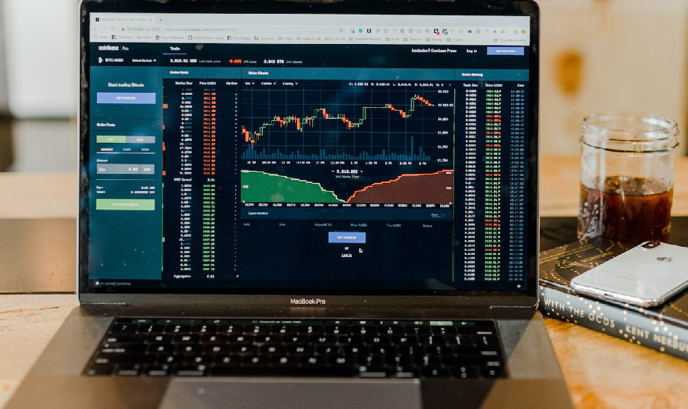 How to Make Money: What's the Best Way to Get Rich Fast?
