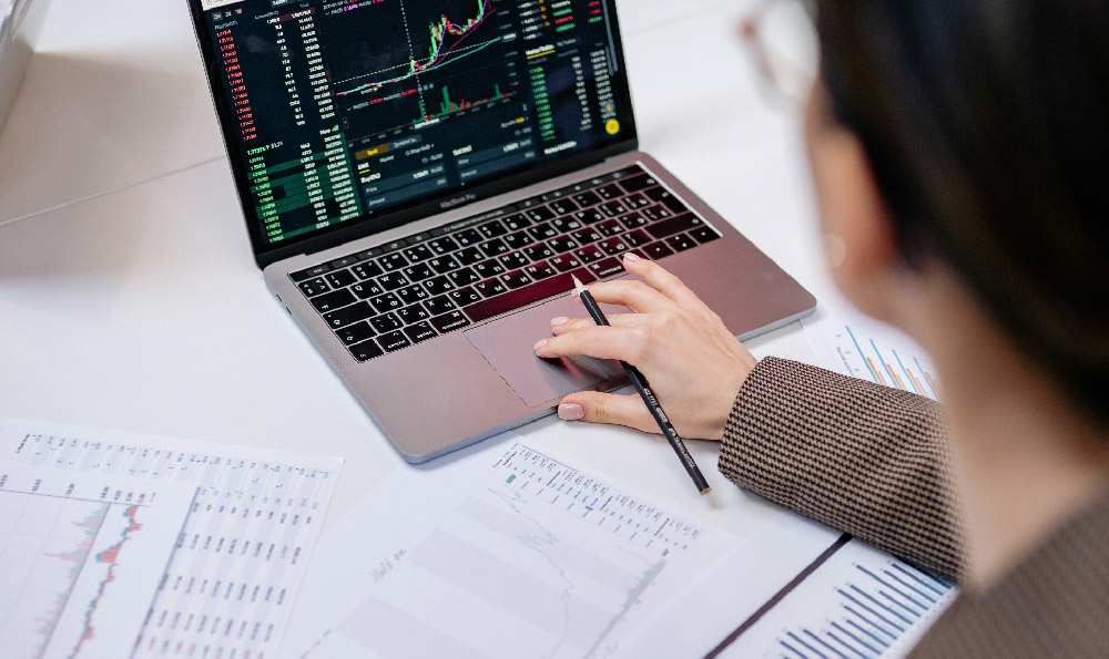 Fidelity Mutual Funds: Where to Invest & How to Get Started?
