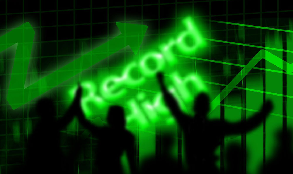 Investing in Gold on Robinhood: A Good Idea? How To Do It?
