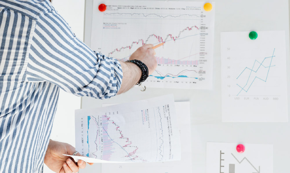 How to Make Money at 13: Simple Ways for Teenagers to Earn