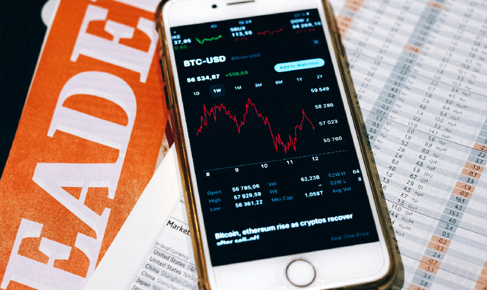How much should you invest, and what's the ideal monthly investment?