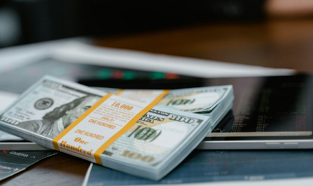 Bar Rescue Business Model: How It Makes Money