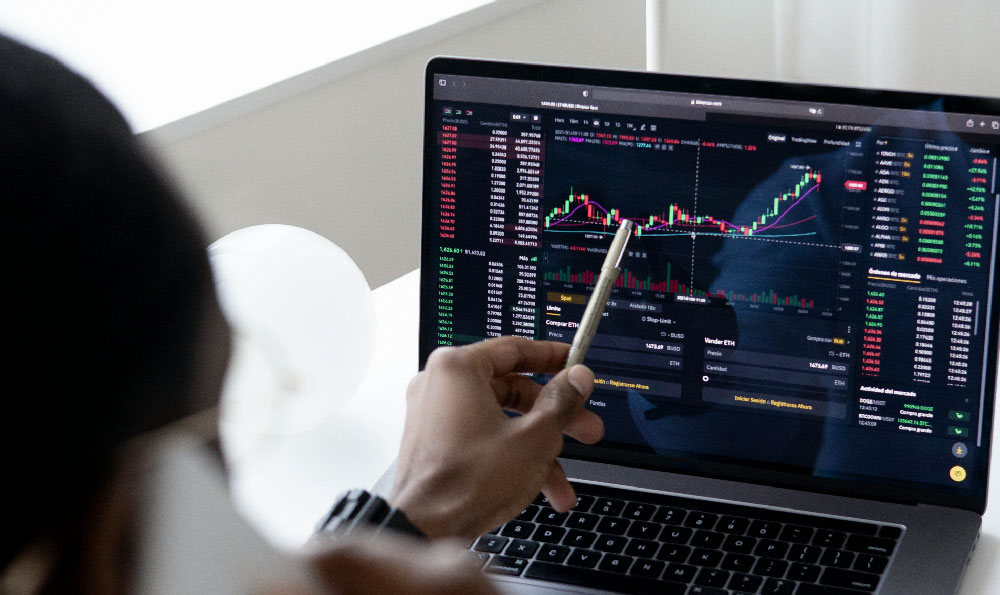 Investing in S\&P 500: How and Why?
