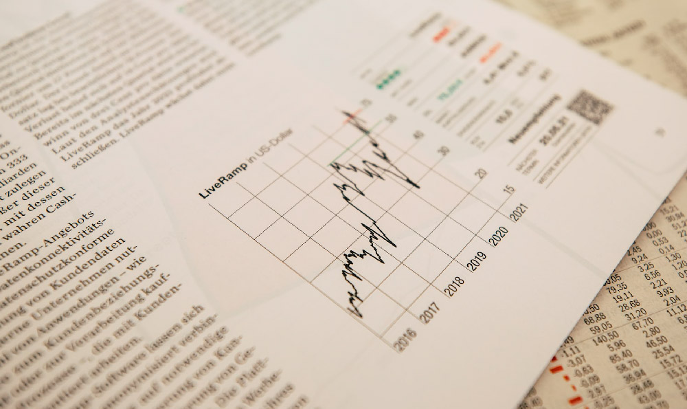 What is considered part-time work, and what are the typical hours?