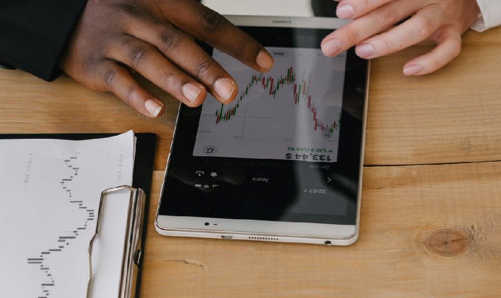 Which major yields the highest salary? What are top-paying majors?
