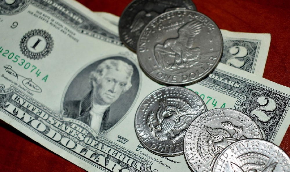 How Much Do Soap Stars Earn? What Are Their Salaries?